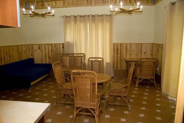 Ulʼyanovka Marco Polo Hotel מראה חיצוני תמונה