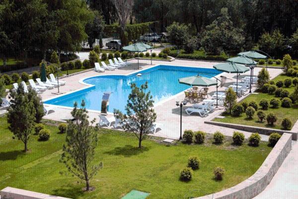 Ulʼyanovka Marco Polo Hotel מראה חיצוני תמונה