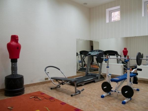 Ulʼyanovka Marco Polo Hotel מראה חיצוני תמונה