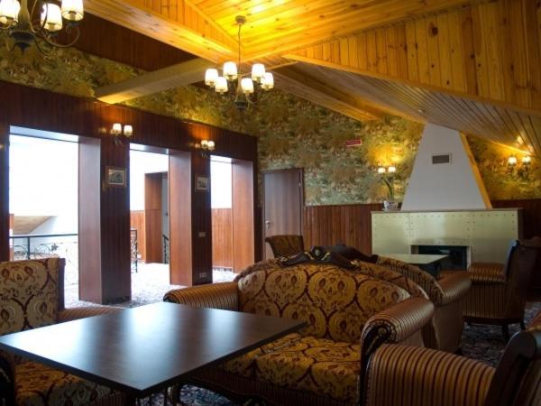 Ulʼyanovka Marco Polo Hotel מראה חיצוני תמונה